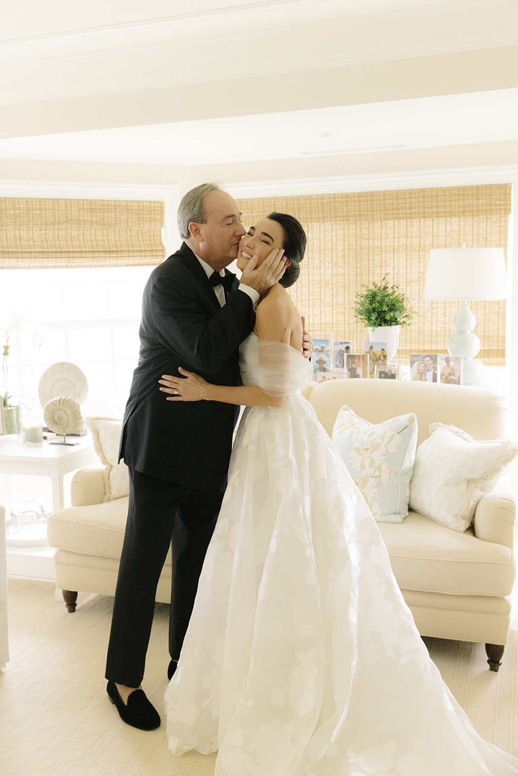 K&C_weddingprep-123