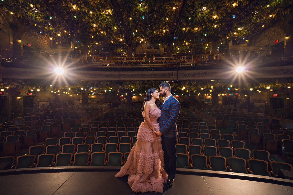 Elgin Theater Winter Garden Toronto_toronto wedding photographer5