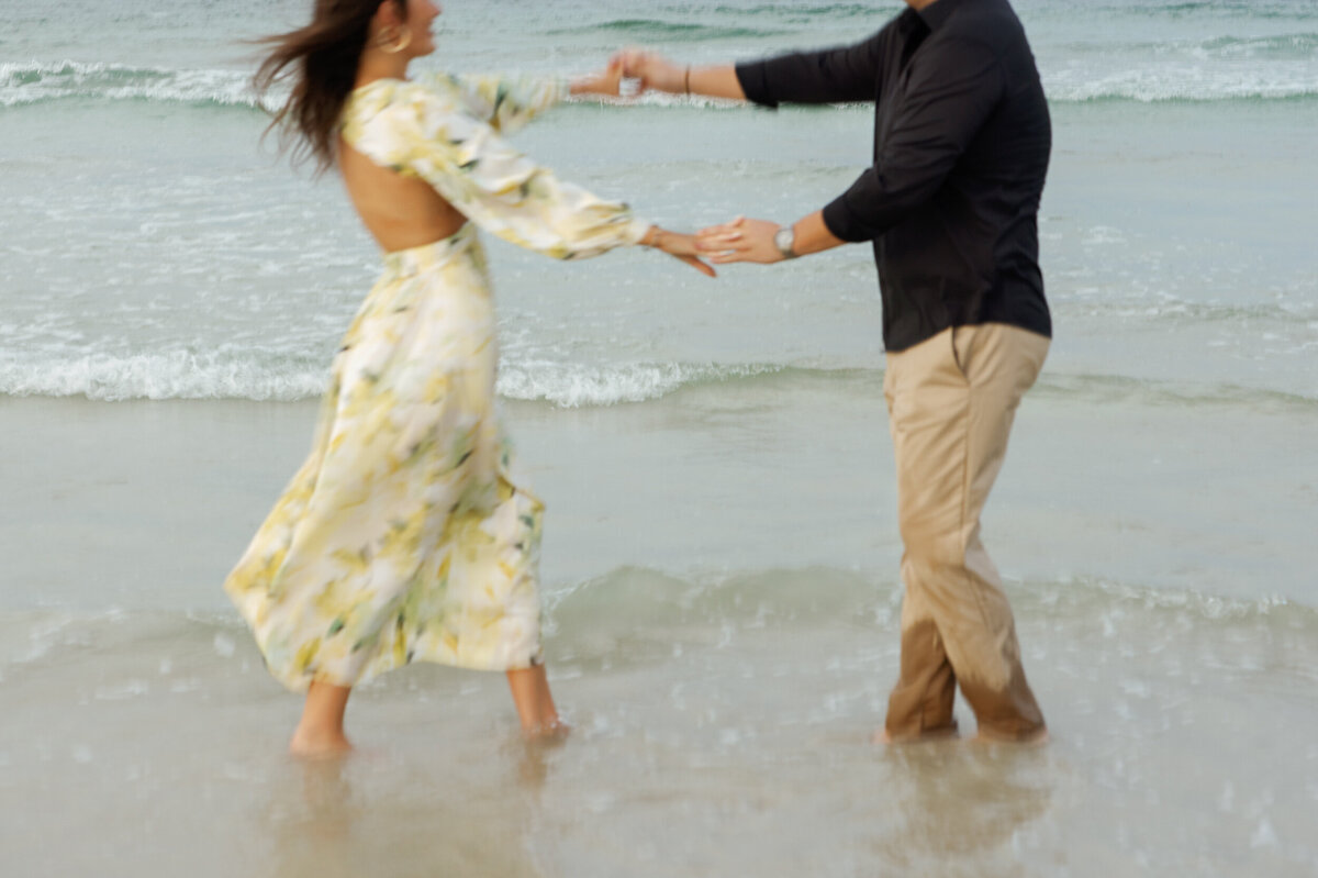 26-engagement-photo-bride-groom-orlando-wedding-photographer-28-north-44