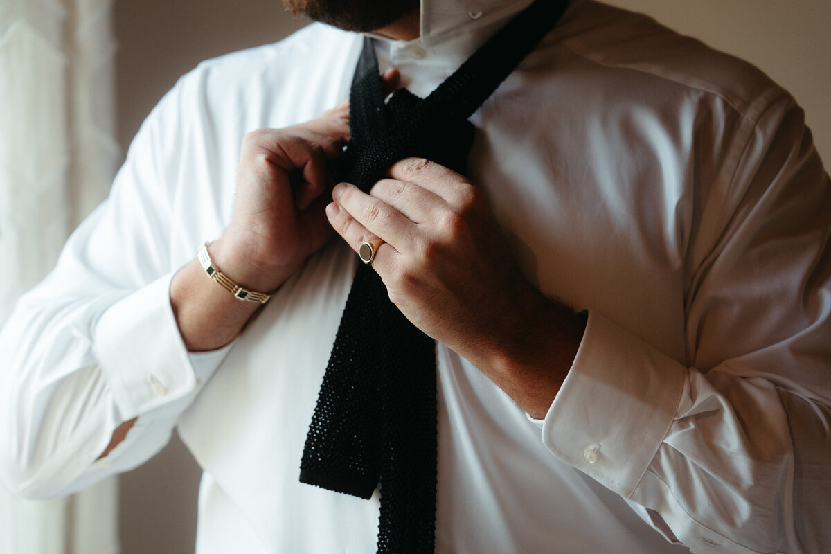 the_chaffins_international_destination_wedding_elopement_photographers_sammie_chaffin_micah_editorial_adventure_photos_travel_tuscany_italy_7
