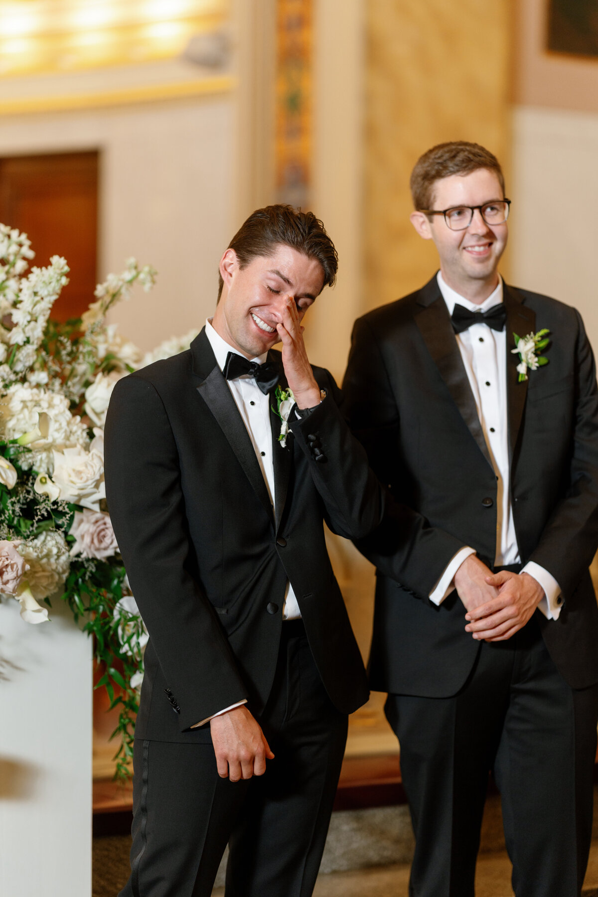 Aspen-Avenue-Chicago-Wedding-Photographer-Chicago-Athletic-Association-Simplicitee-XO-Design-Co-St-Mary-of-the-Angels-Church-Anomalie-Beauty-Timeless-Vogue-65