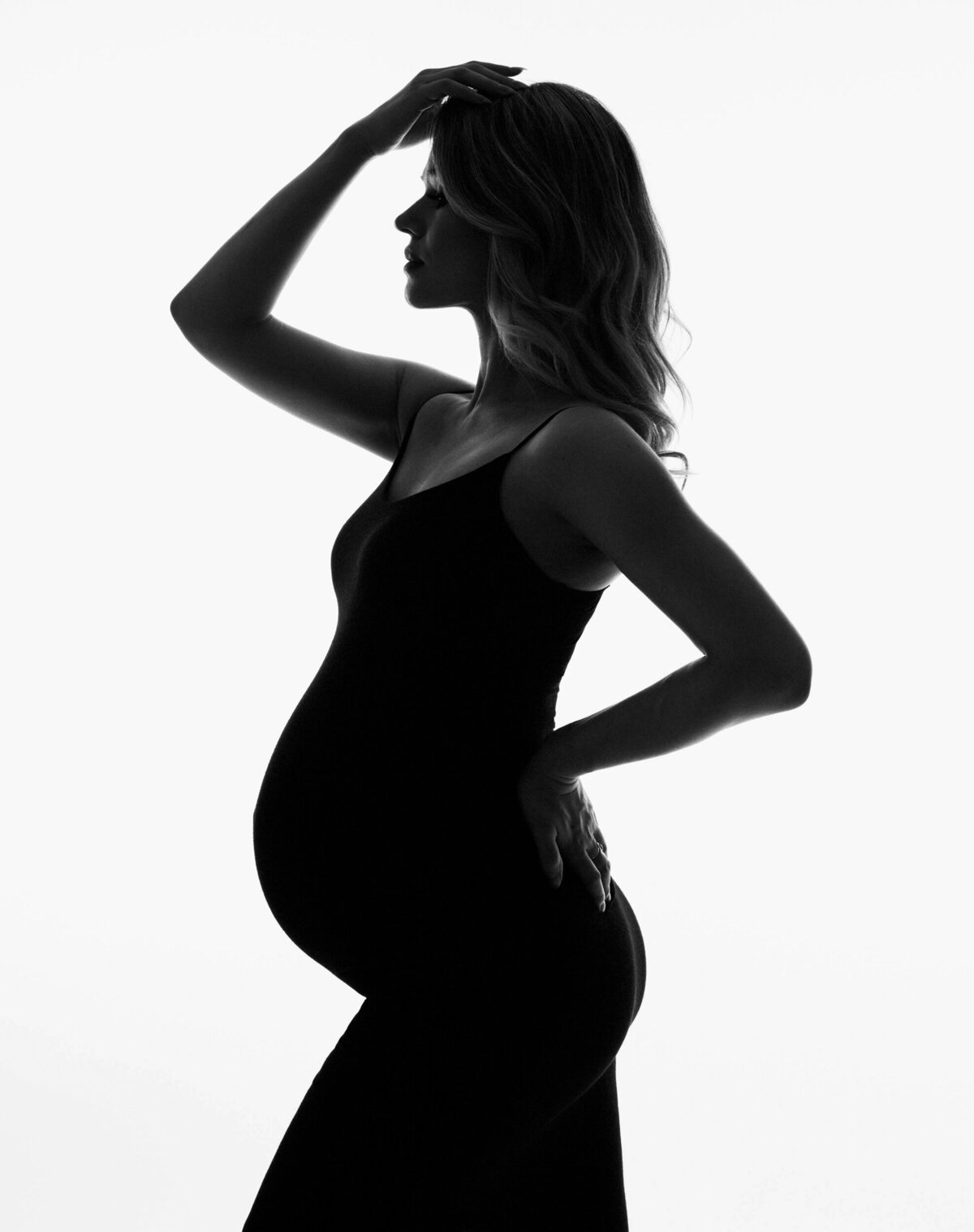 Artistic Lighting for Maternity Photography Course by Lola Melani-1-3