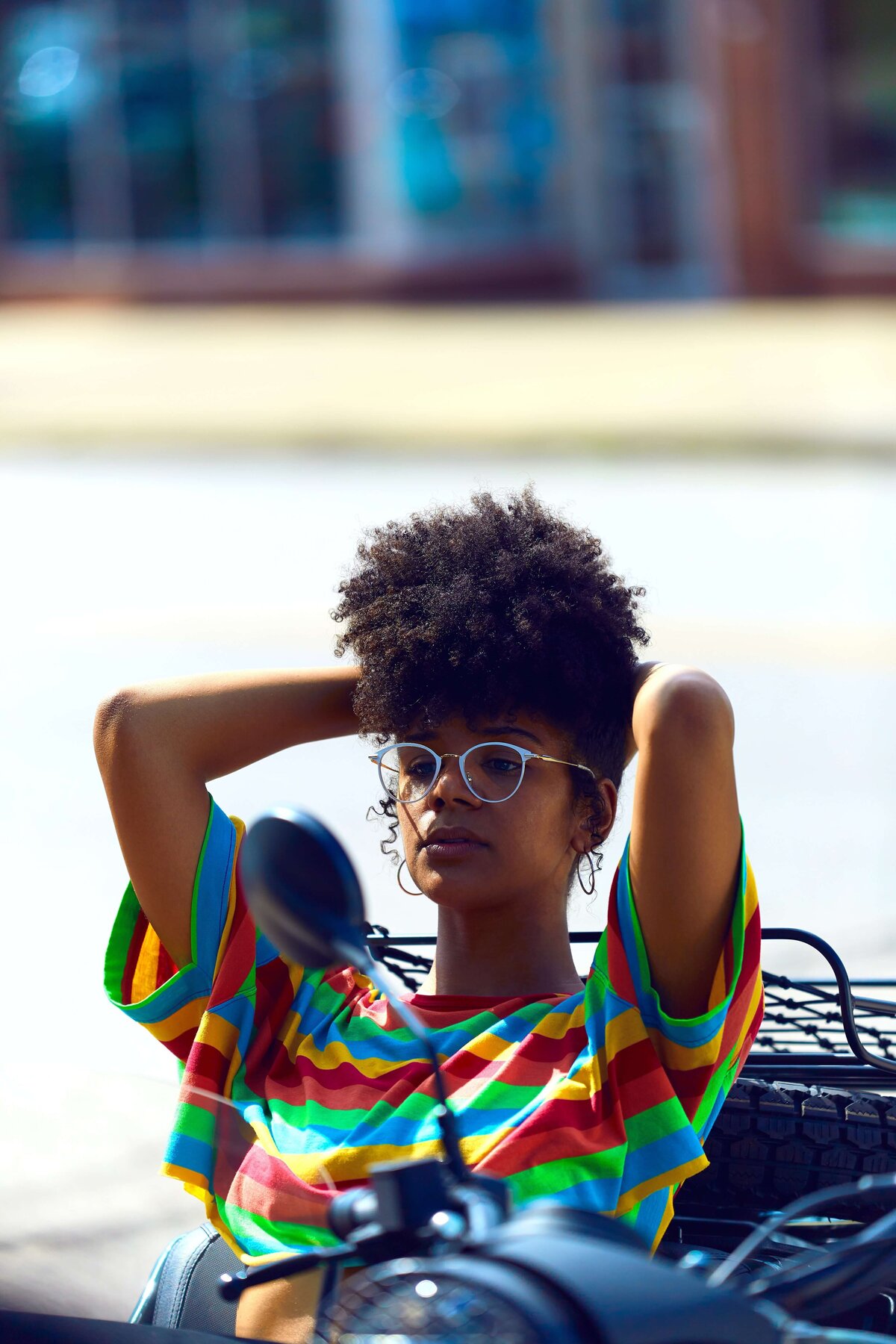 creative & artistic brand style4