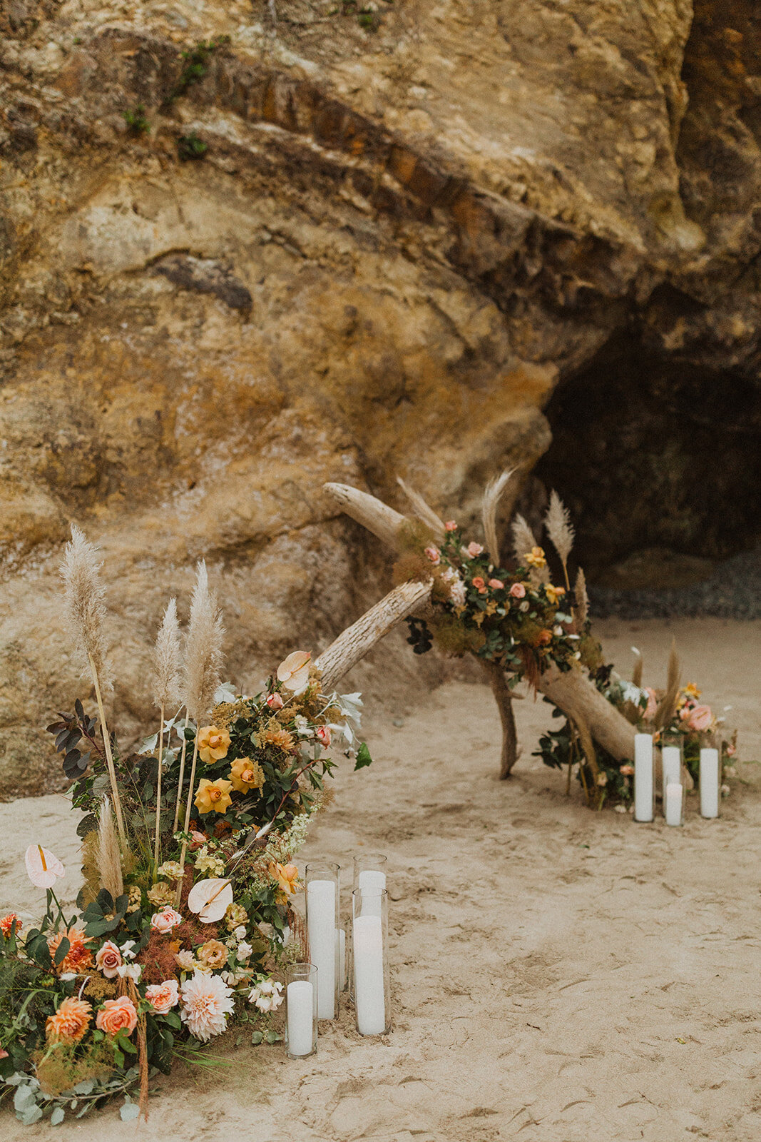 organic dimensional coastal boho earthy organic ceremony wedding flowers bridal bouquet