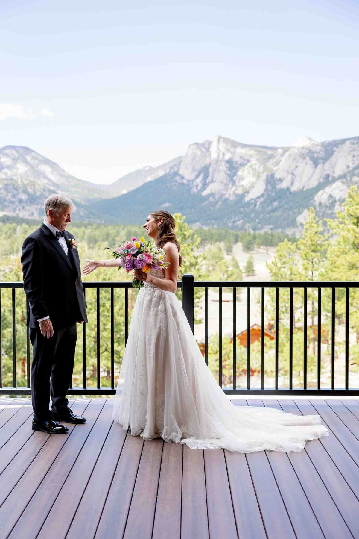 Saint-Malos-Chapel-on-the-Rock-Wedding-16