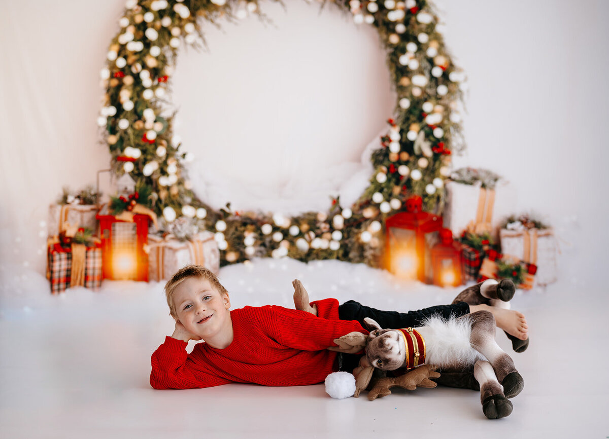 Christmas Mini-Wreath Backdrop-3