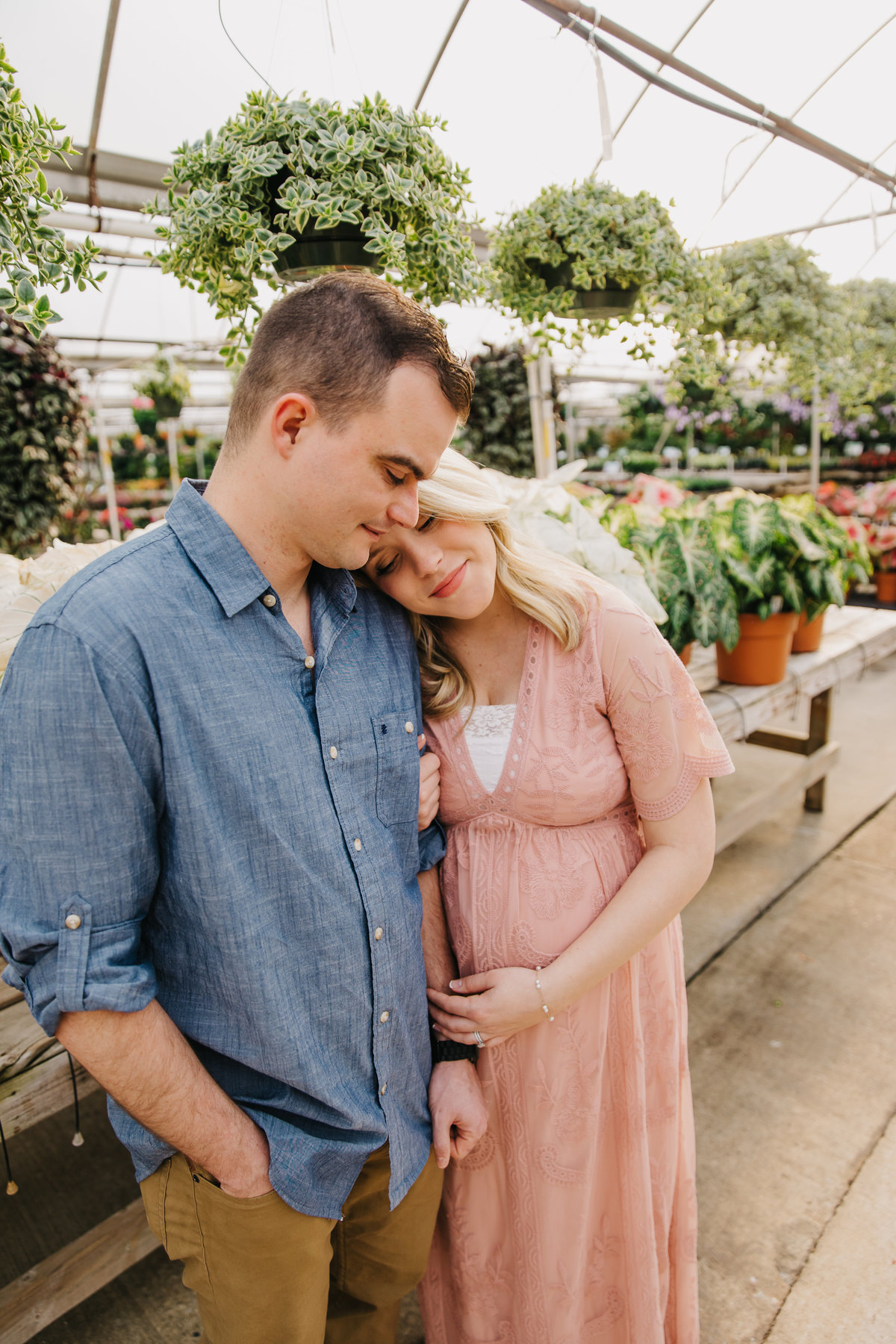 greenhouse-maternity-photography-session-raleigh-2398