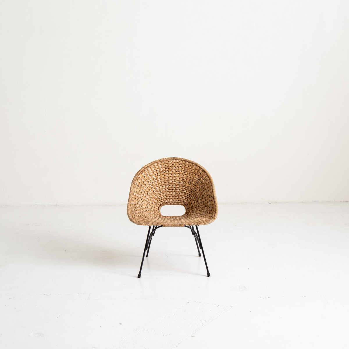 sourced-co-styled-stock-photos-sittin-pretty-10