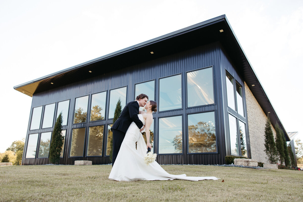 Osage-House-Wedding-Arkansas-Venues-3849