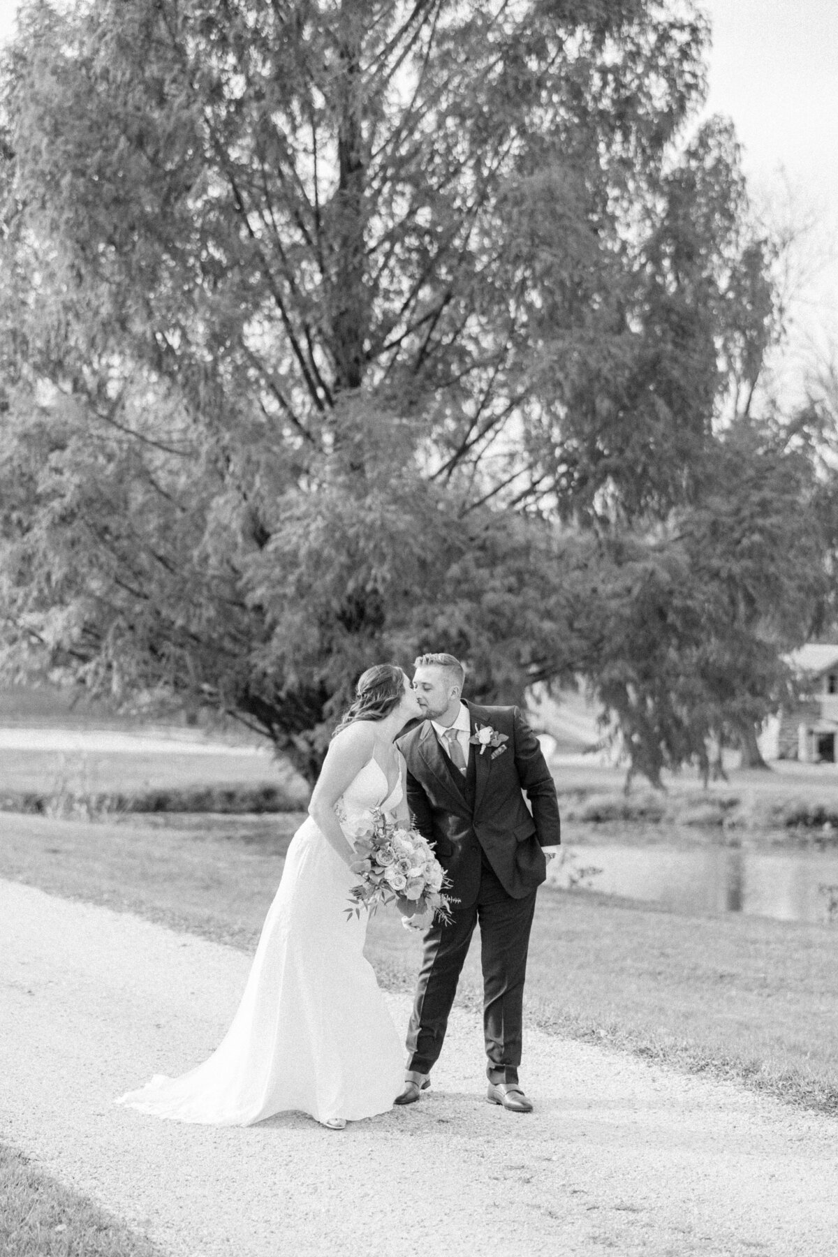 Springfield Manor Frederick Thurmont Maryland Film Wedding Photographer Brittany Thomas_1810