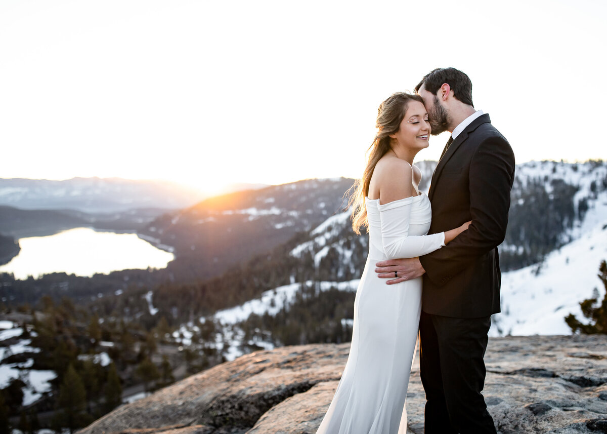 03122022_Kaci+Tyler_DonnerPassCA_AnjaJensenPhotography-14
