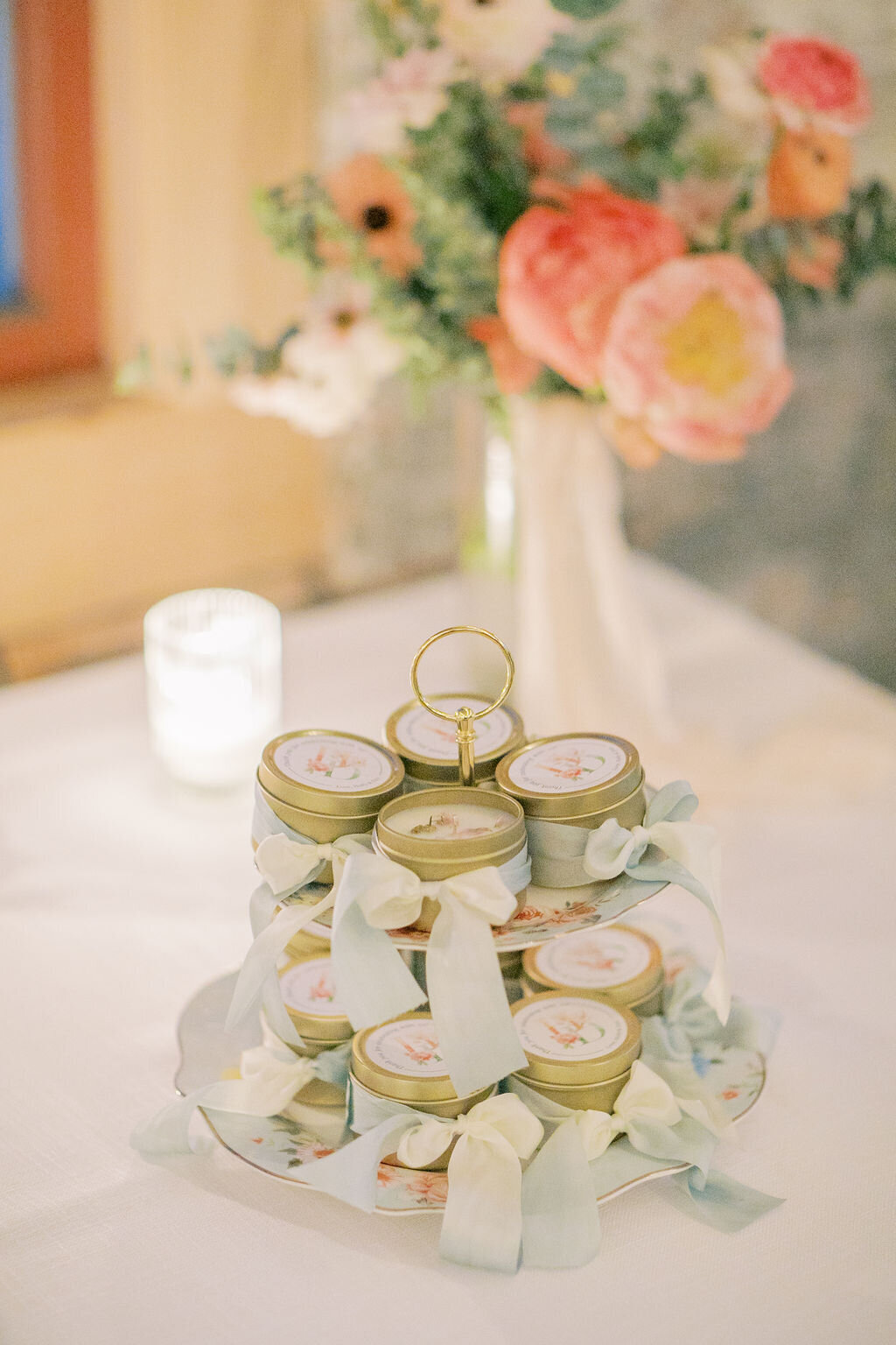 Custom Wedding Candle Favors_Rochester Wedding by Verve Event Co (1)