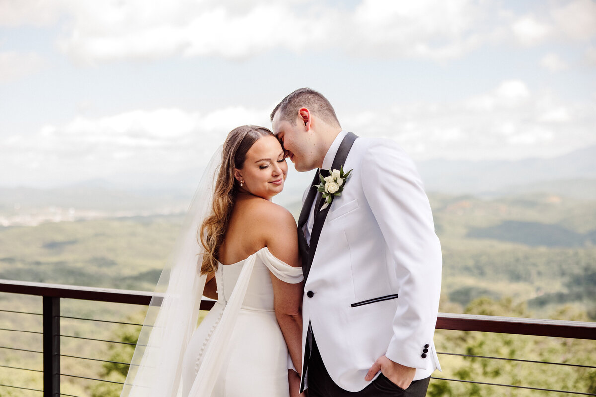 AC_Goodman_Photography_Kaley_Jacob_Wedding_Sneak_Peek-81