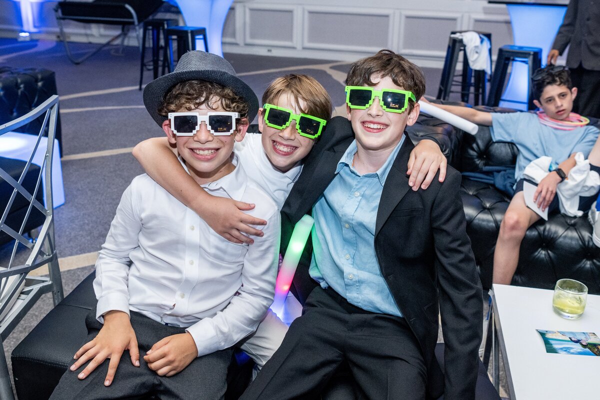 washington-dc-bar-mitzvah-photographer-adas-israel-congregation-party-at-bethesda-13