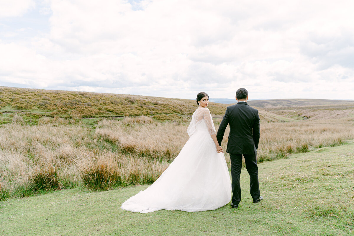 Luxury Elopement Photographer in the English Countryside -389