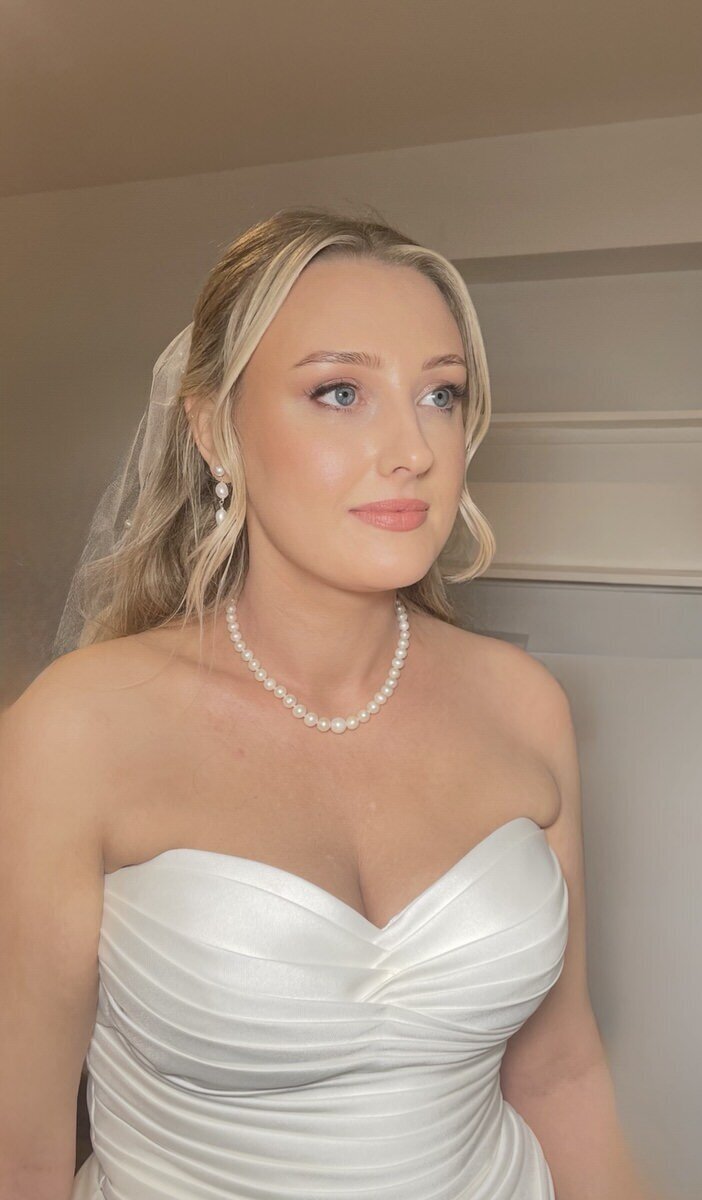 elegant-bridal-makeup-artist-berkshire (1)