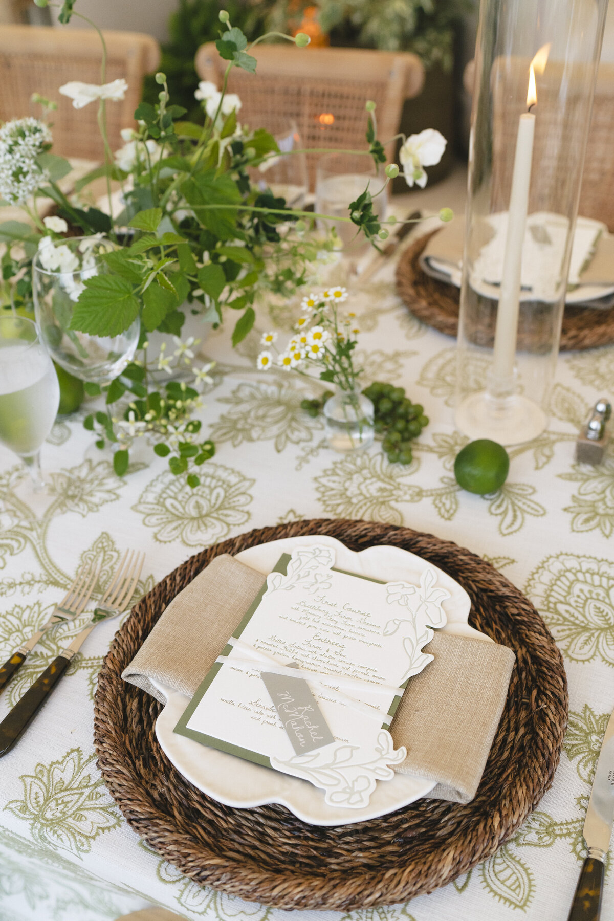 Marthas-vineyard-wedding-planner-kg-events-design-luxury-destination-weddings-private-events-corporate-events-edgartown-ma-event-designer-outdoor-tented-wedding-reception-island-wedding-vogue-wedding-pohogonot-22