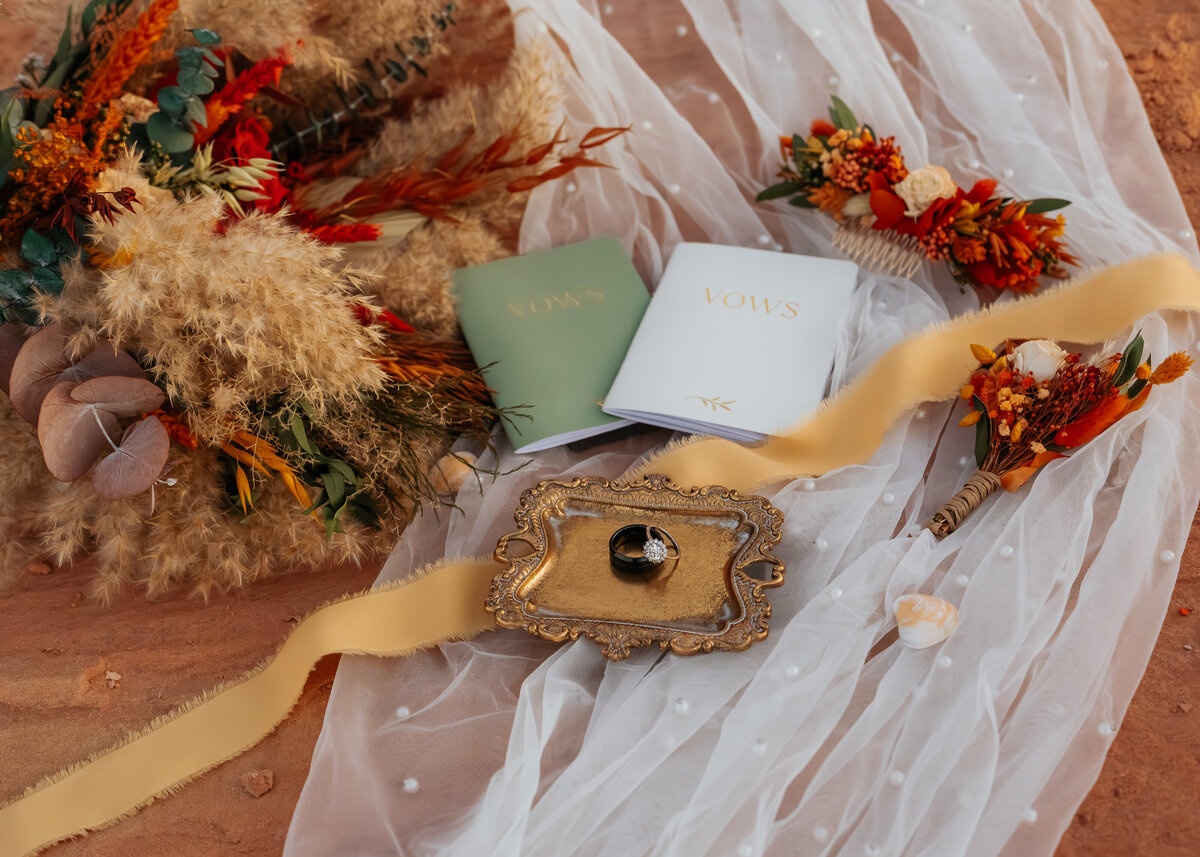 R + M _ Destination Wedding _ Lake Powell _ Utah-1111