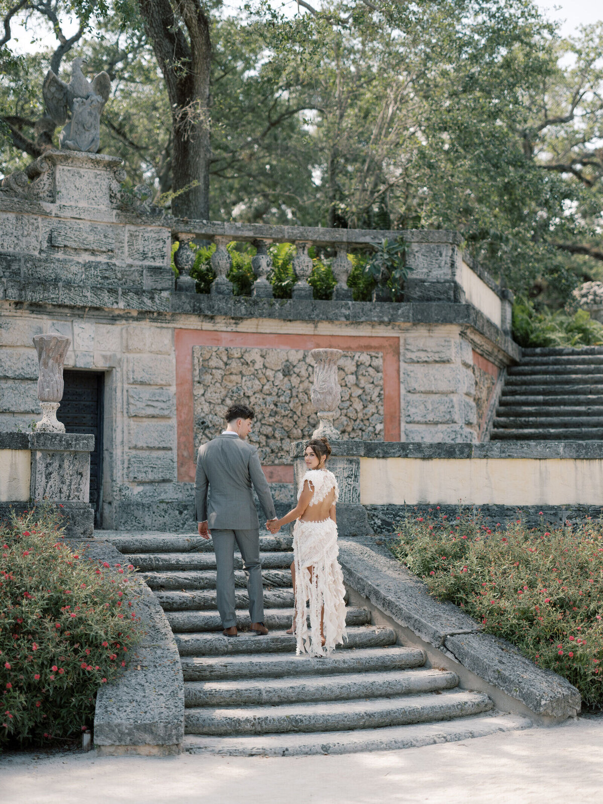 vizcaya-engagement-garden-walk-up-stairs