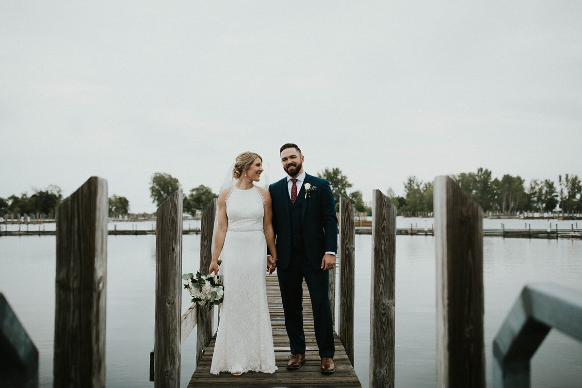 intimate-backyard-wedding-upper-peninsula-Michigan-20