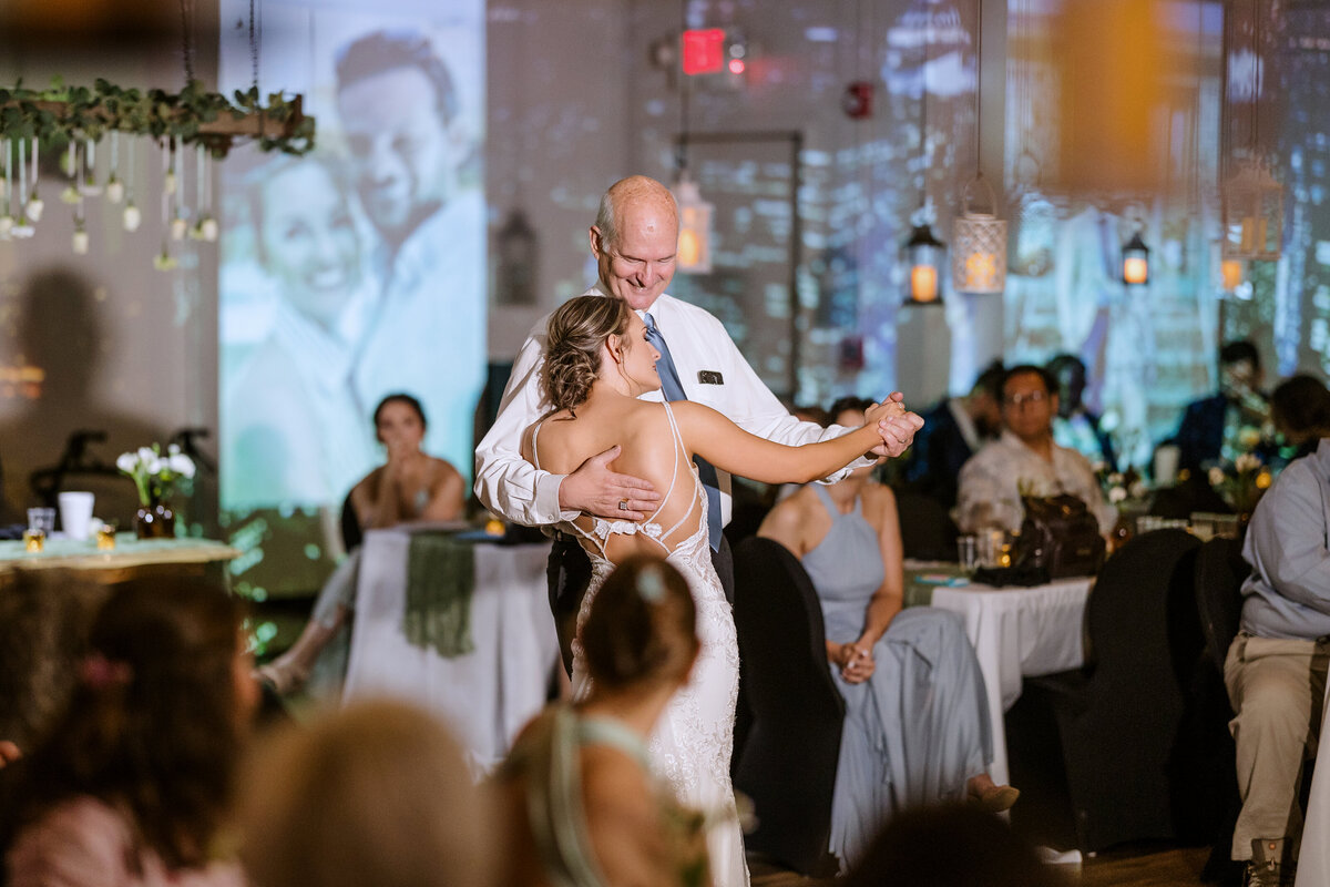Leah&Rich-345