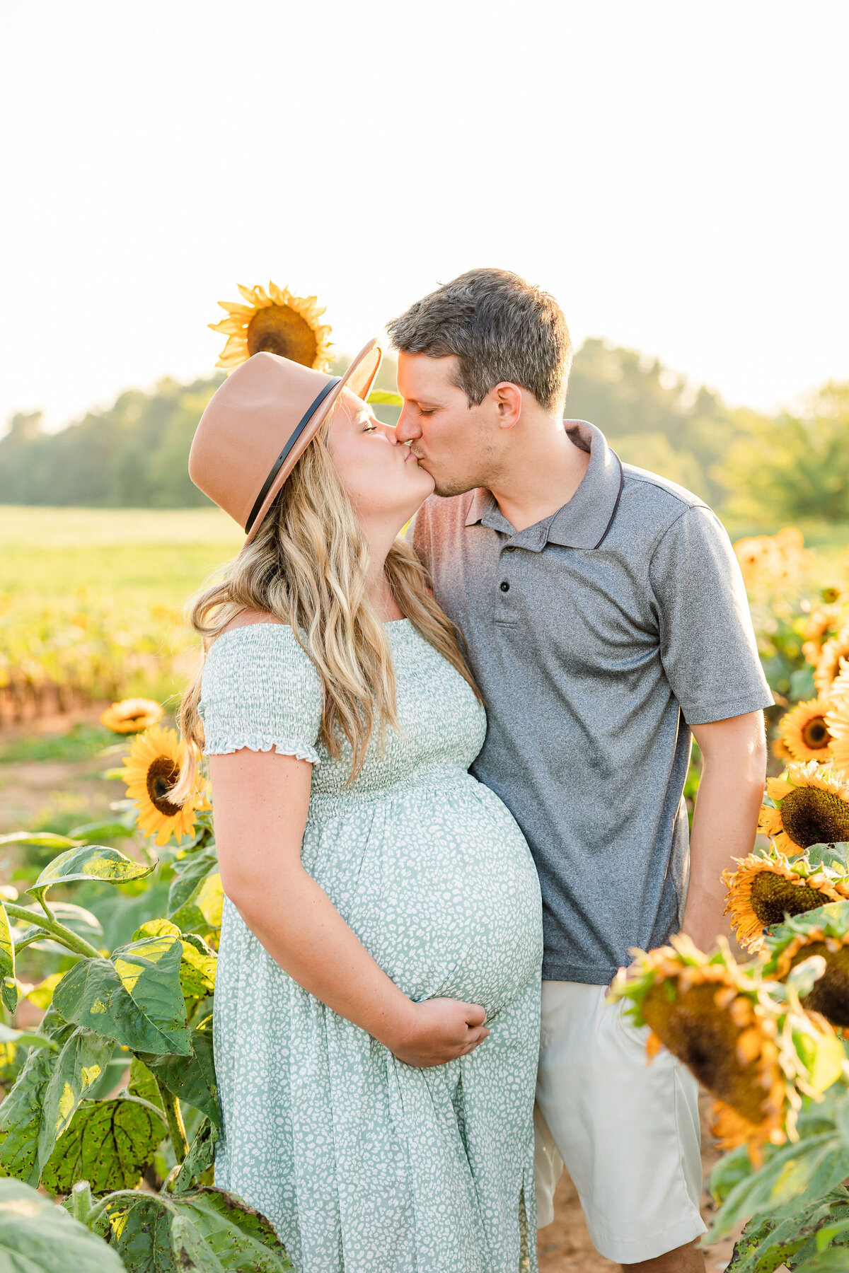 HGP-KevinandMorgan-SunflowerMaternity(74of162)