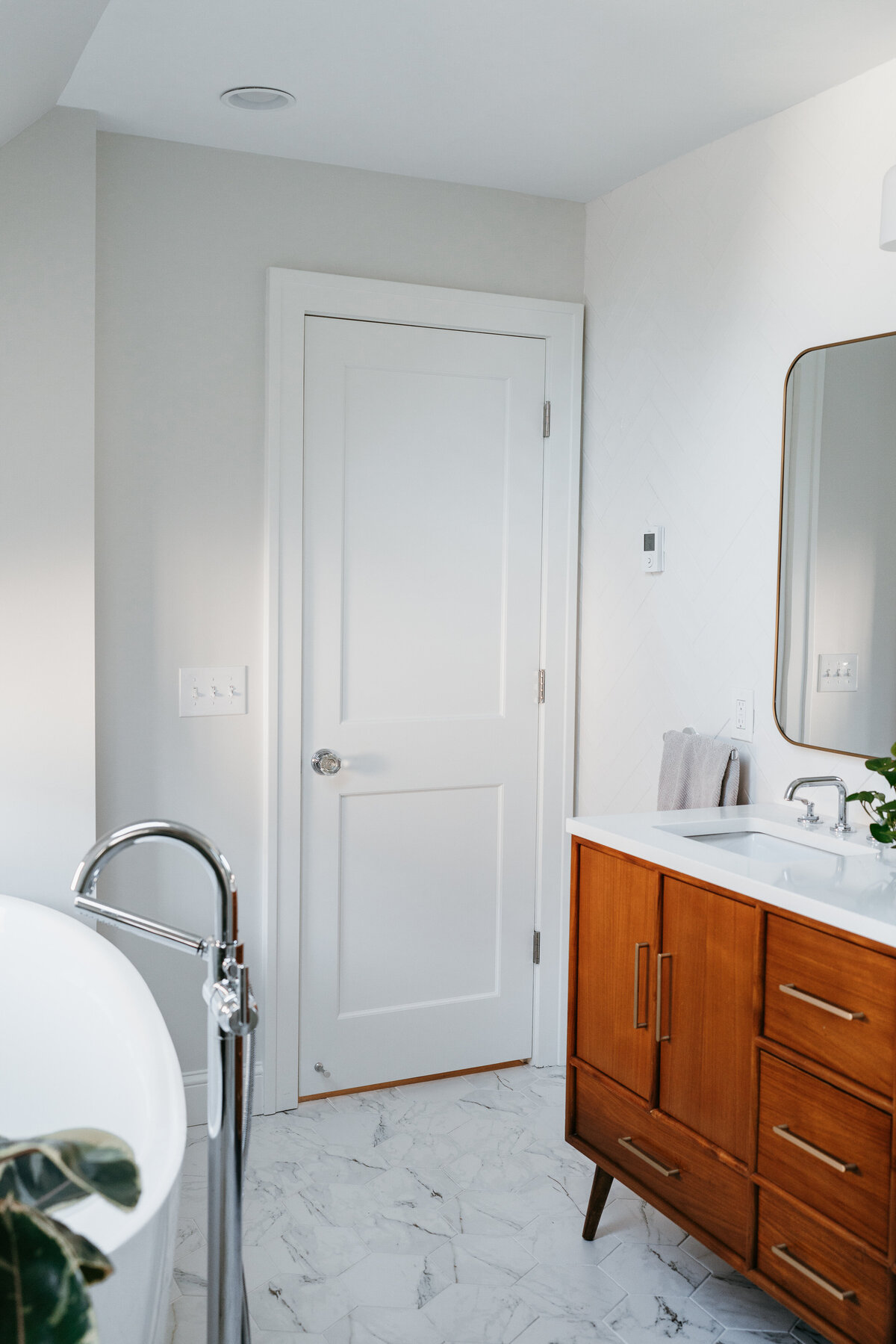 Bathroom and Mudroom Remodel Photoshoot-22