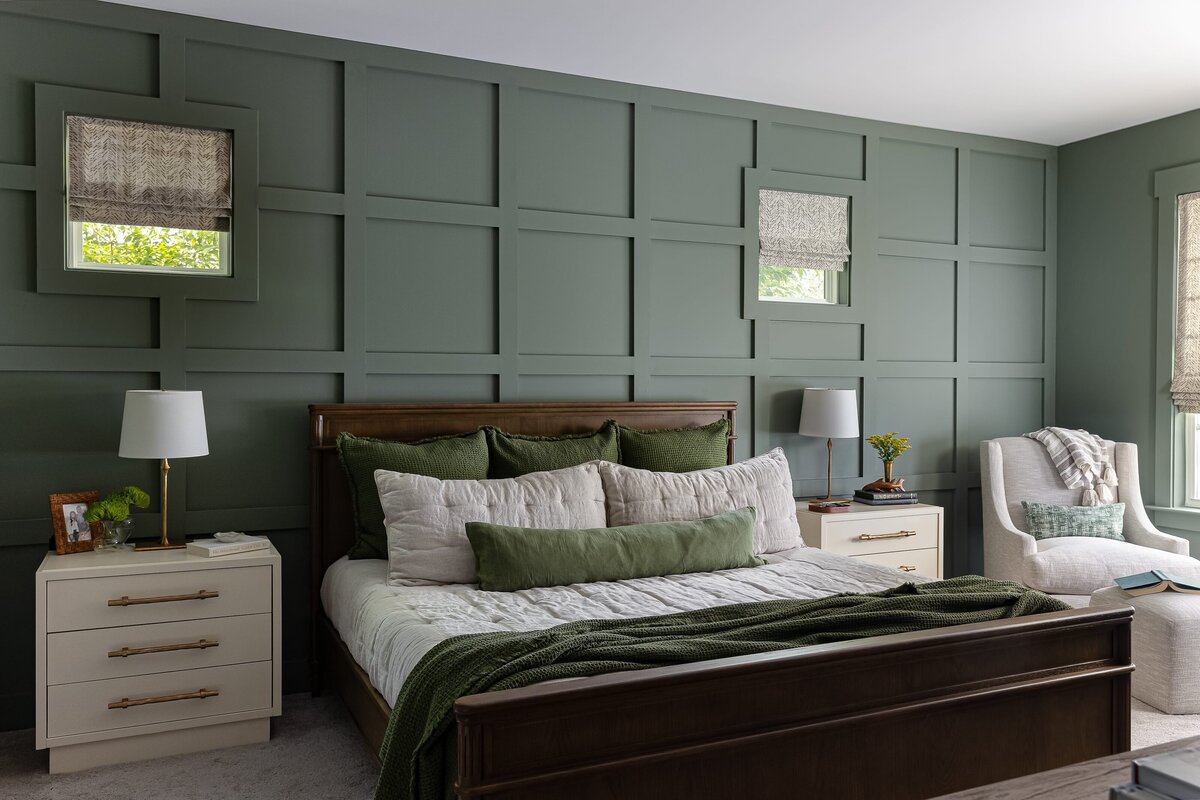 melinda chesson interiors everett place bedroom with accent green wall