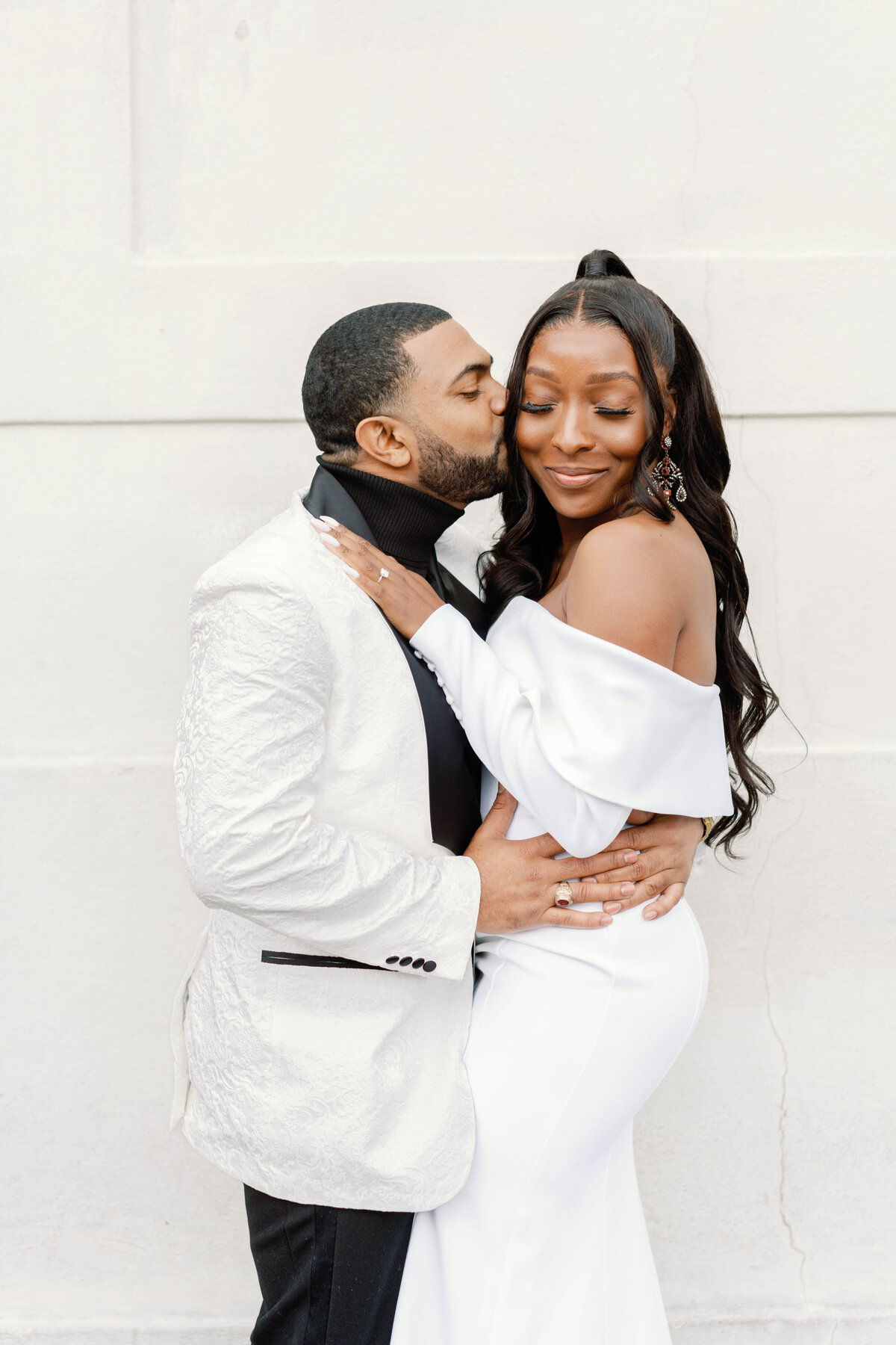 Ultra-Glam-New Orleans-French-Quarter-Engagement-Session-Photos-09316