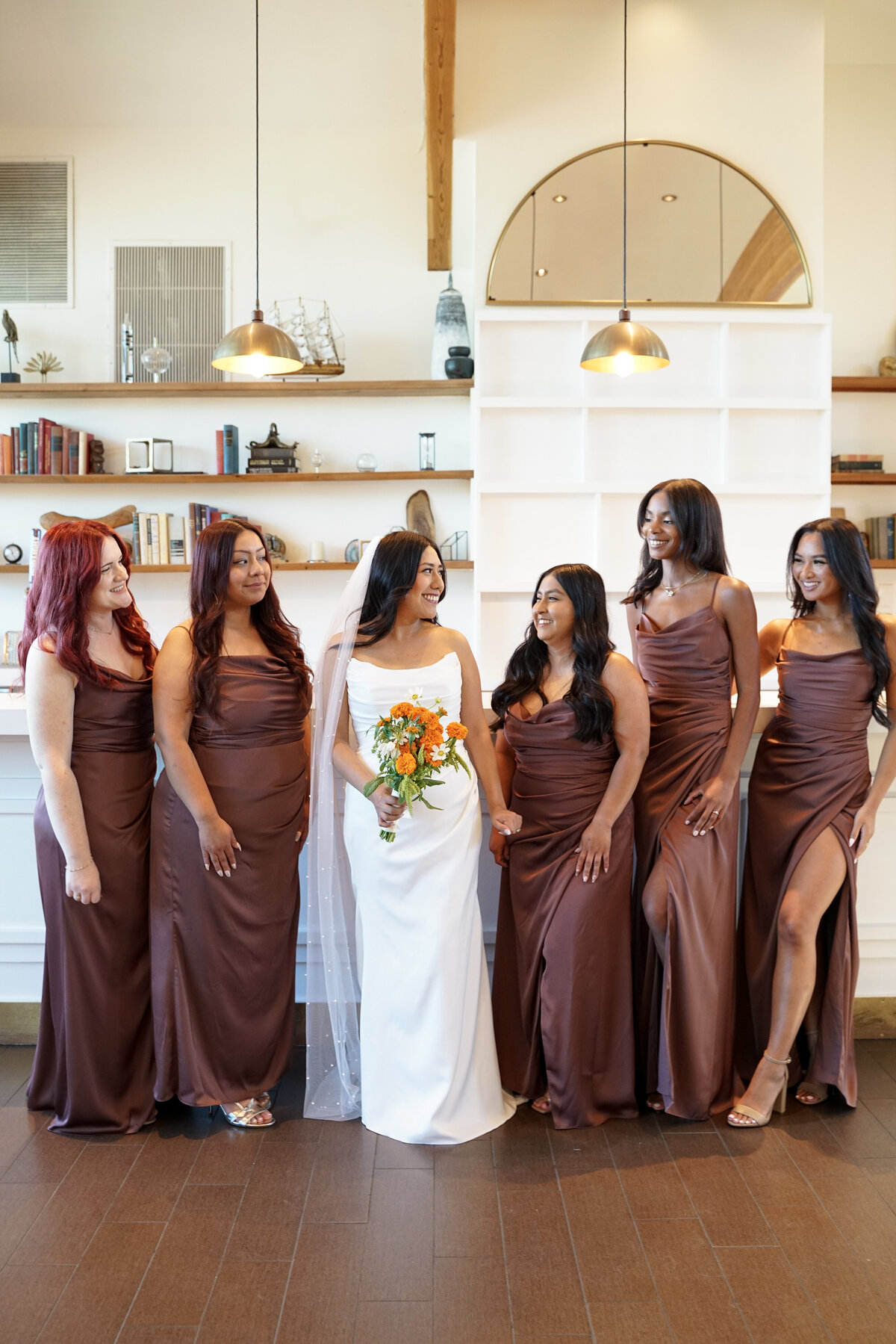 gettingReadyVoTranWedding-40