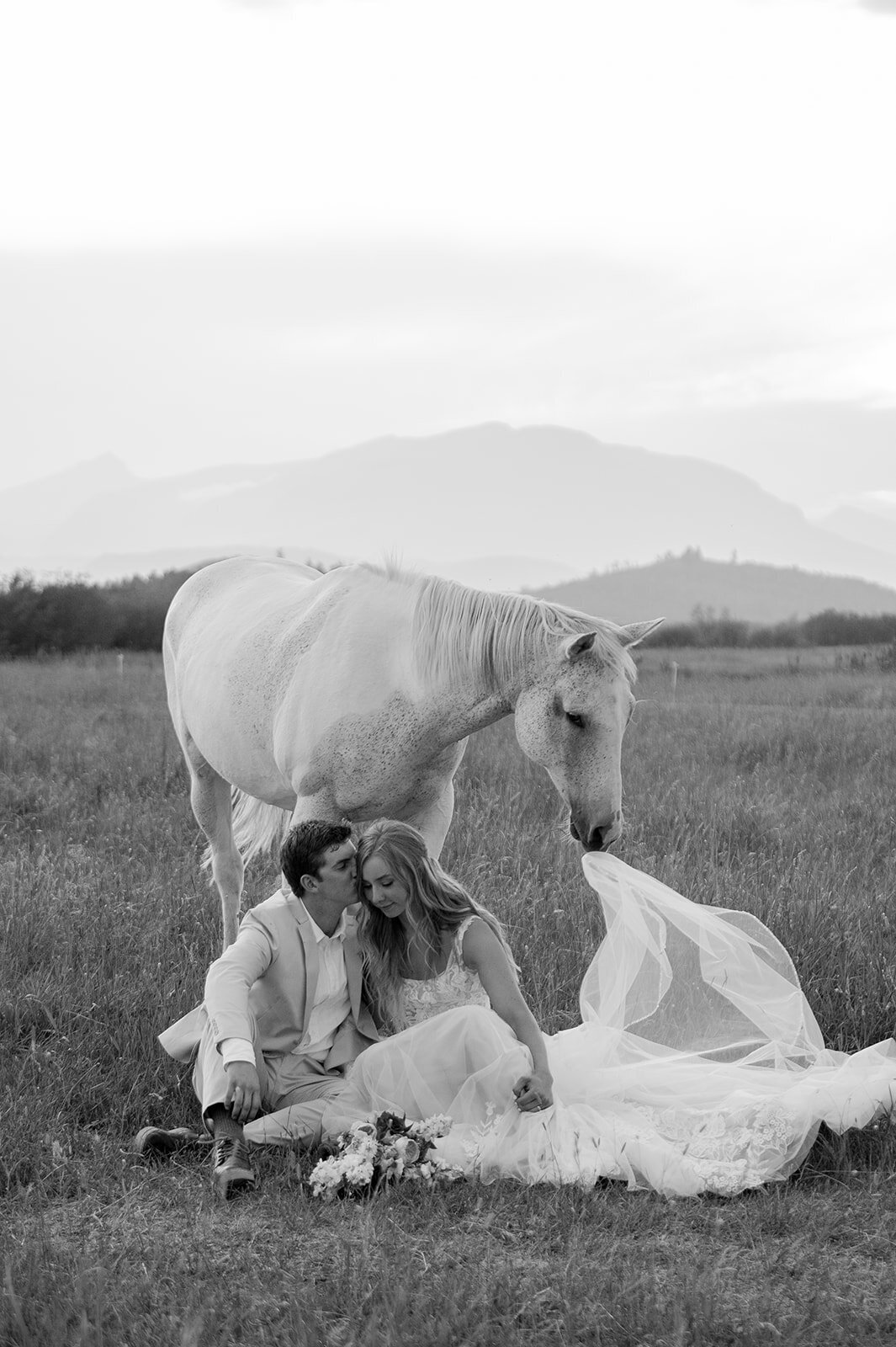 presley-gray-photo-Montana-ranch-elopement-1813-2