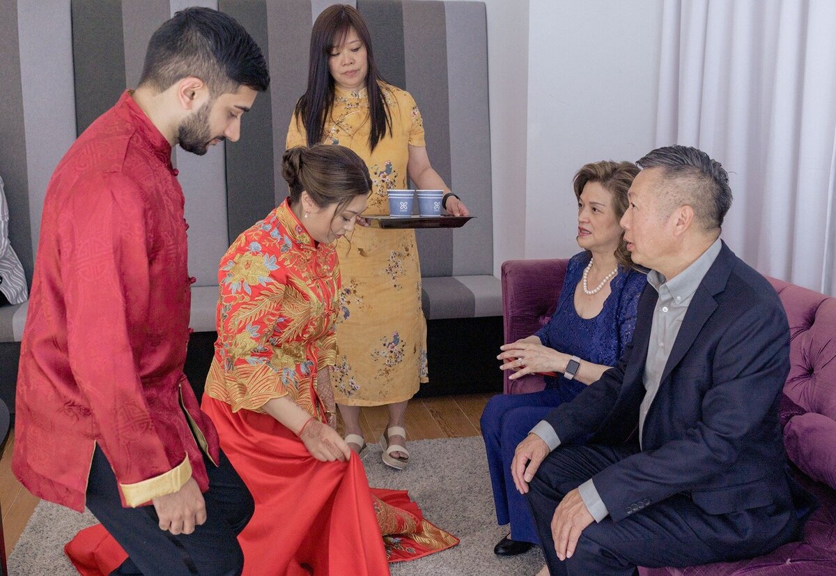 Indian-Chinese-wedding-Renaissance-Chinese-tea-ceremony-1