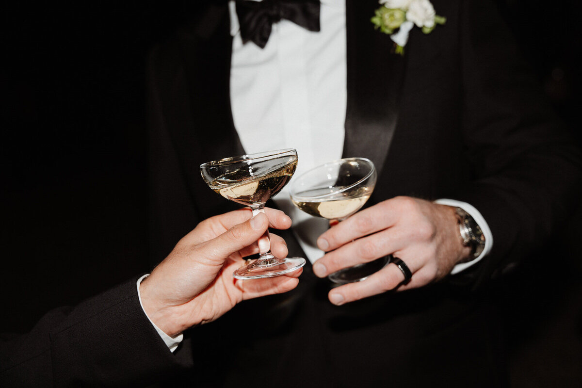 party vibe at a wedding in provence