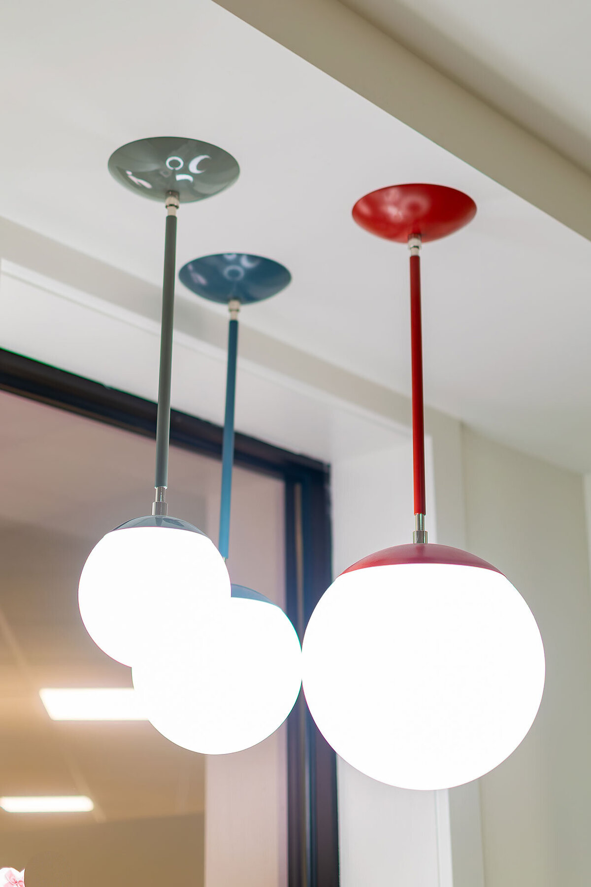 colorful-globe-light-fixtures-bright-interior
