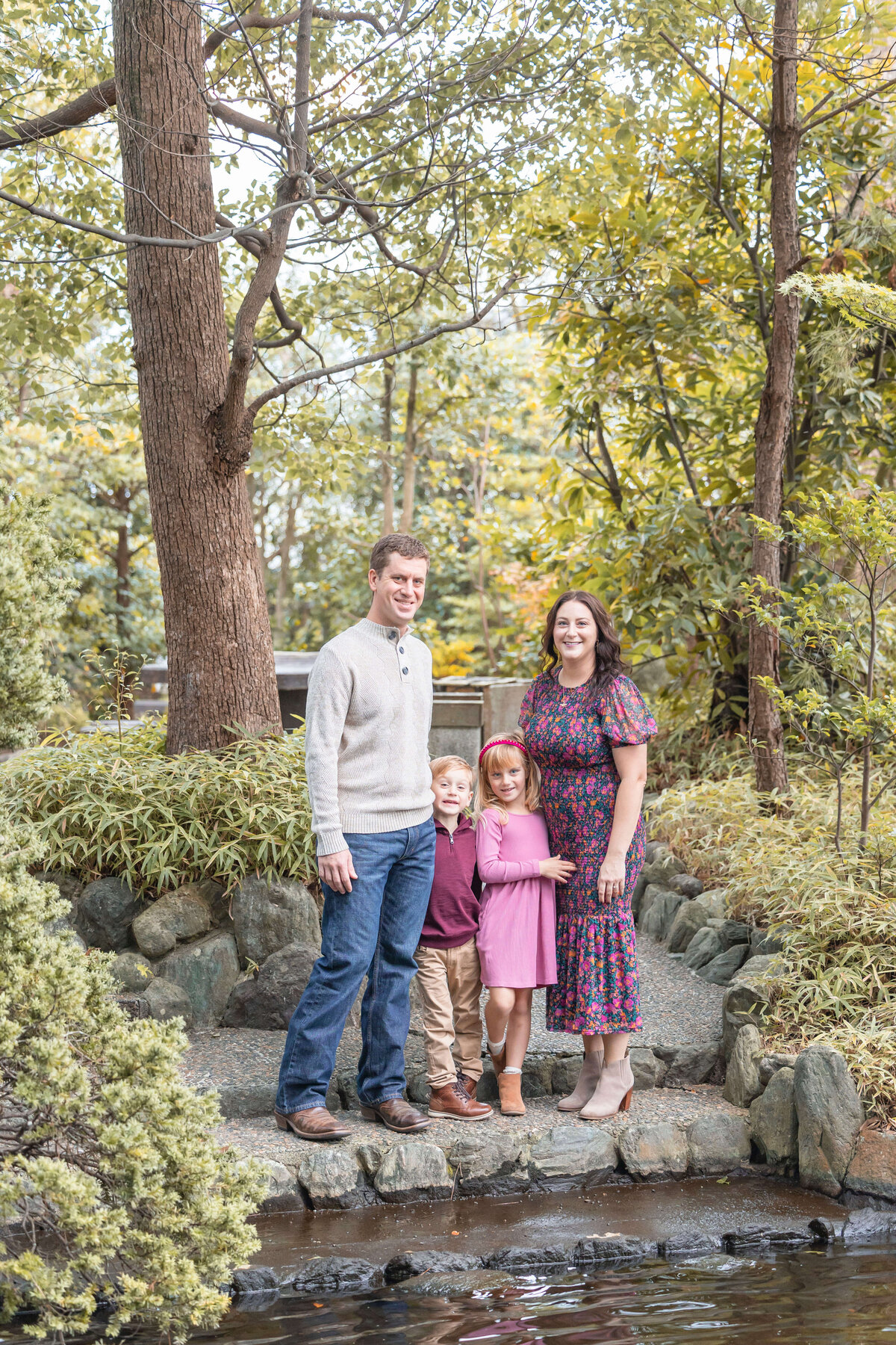 Samukawa-Shrine-Japan-Family-Photographer_575