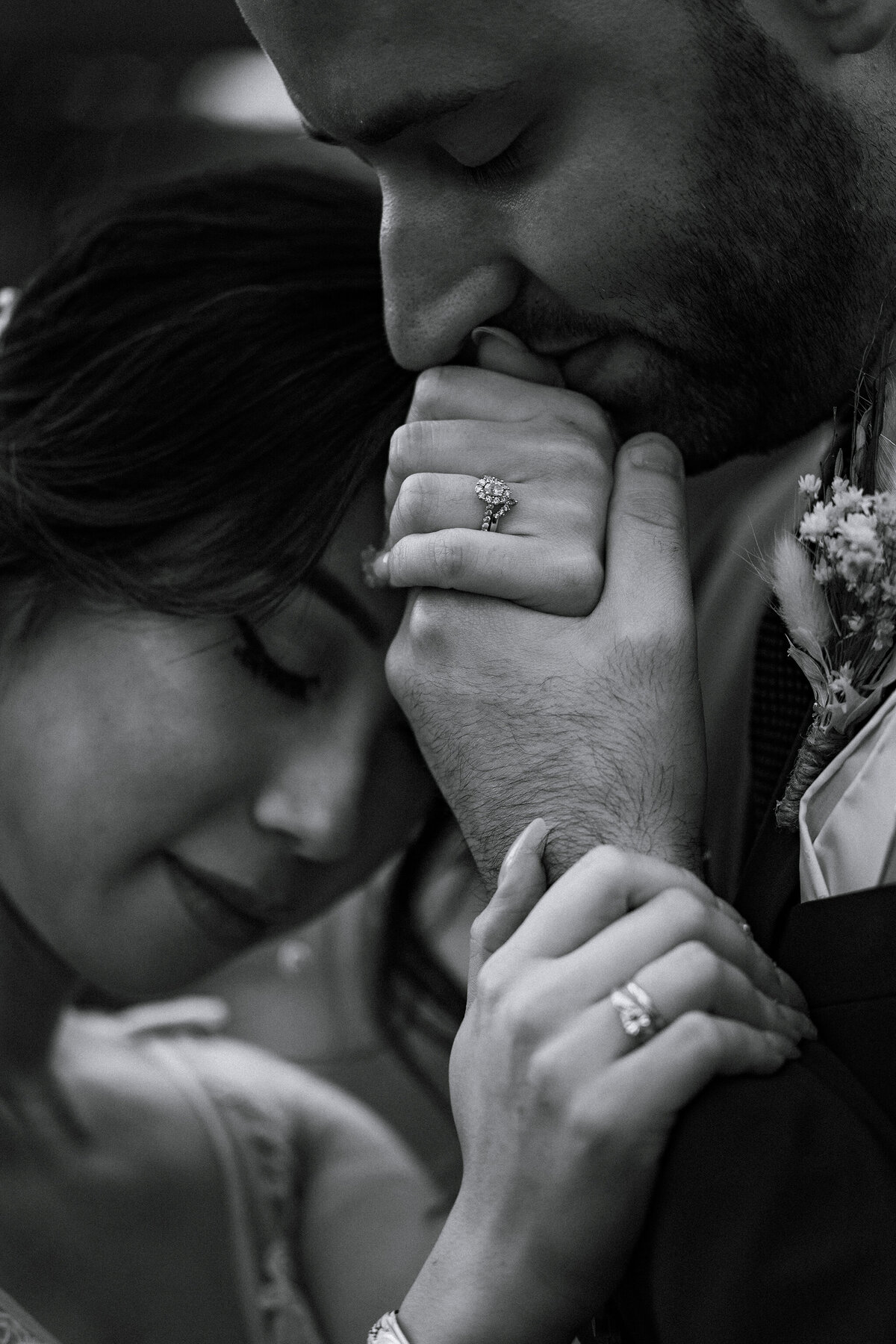 Alberta_elopement_photographer (34)
