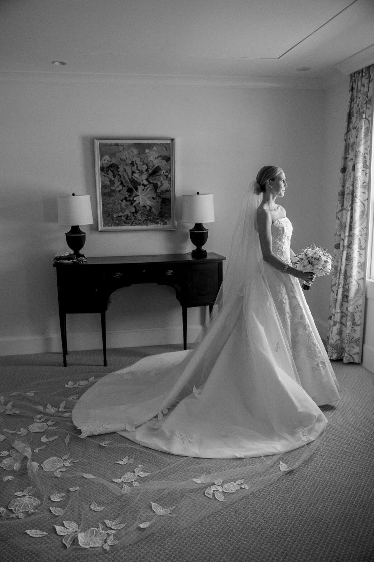 shoreacres-lake-bluff-tent-wedding-by-olivialeigh-45
