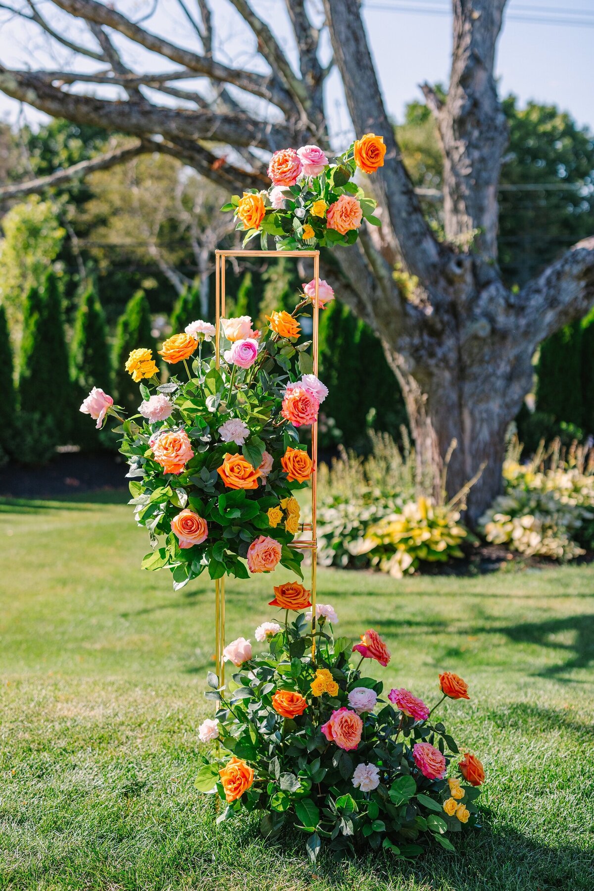 Vibrant_Palm_Springs_Inspired_Red_Barn_at_Outlook_Farm_Summer_Photography_Maine_Wedding_Photographer_0048