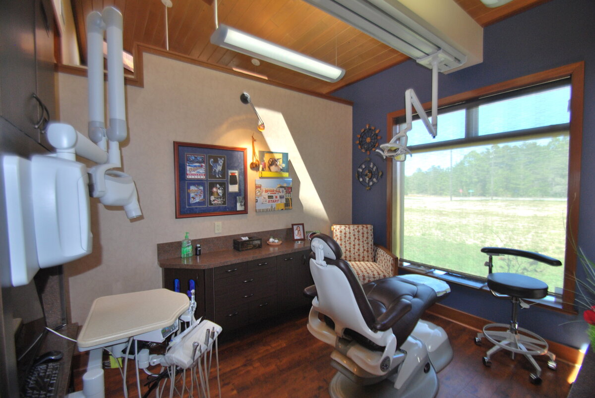 Dental Office Design Florida Modern Green Sustainable Welcoming (19)