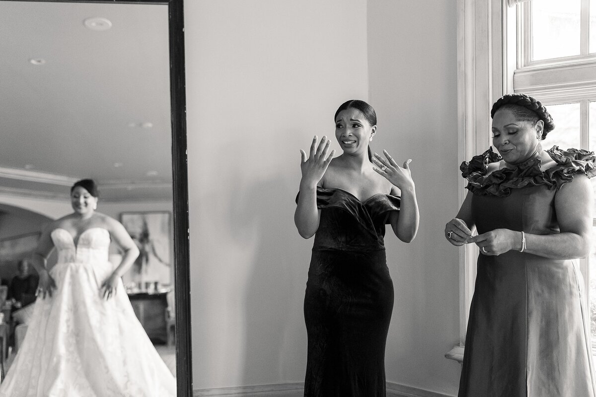 Jennifer-and-Orlando-Wedding-emily-nicole-photo-11