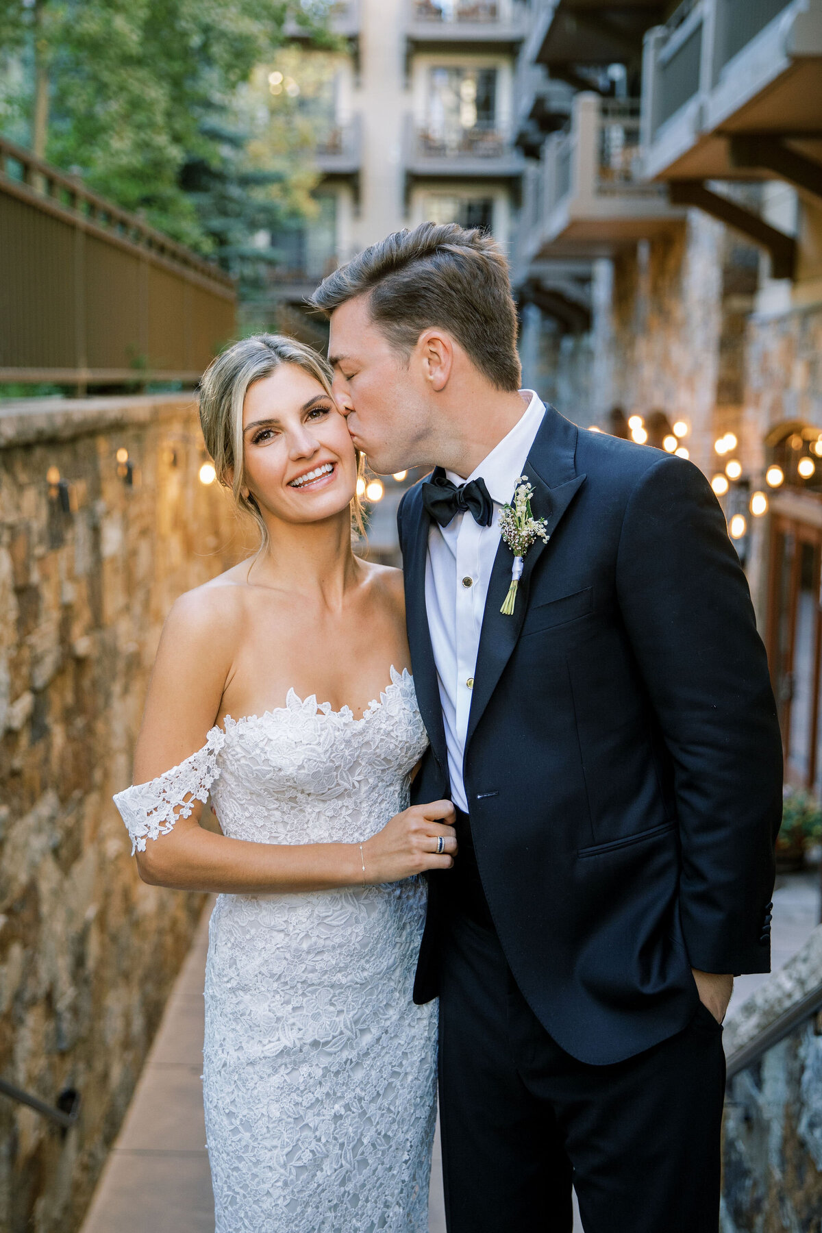 Four-Seasons-Vail-Wedding-Weekend-Kaylyn-and-Carson-Glimpse-Andrea-Stark-Photo-82