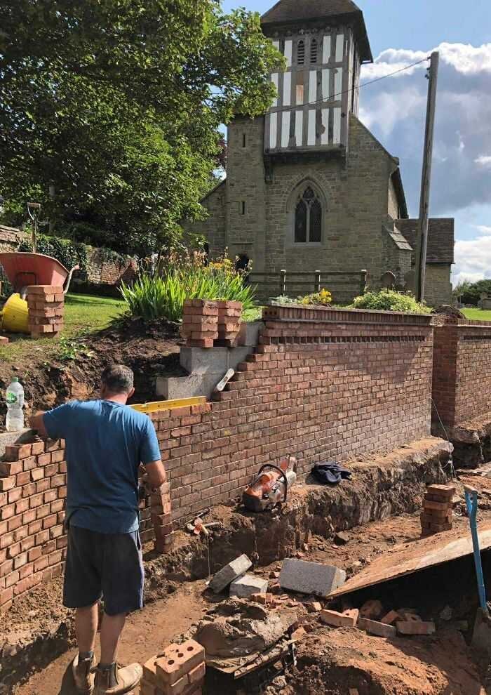 Scott-building-curved-wall