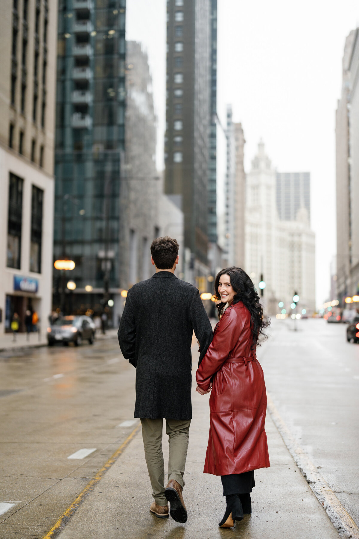 Aspen-Avenue-Chicago-Wedding-Photographer-Hilton-Palmer-House-Vintage-Hotel-Timeless-Editorial-FAV-5