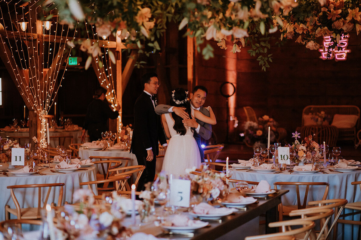 HeyHoneyPhoto_AI_W-1802