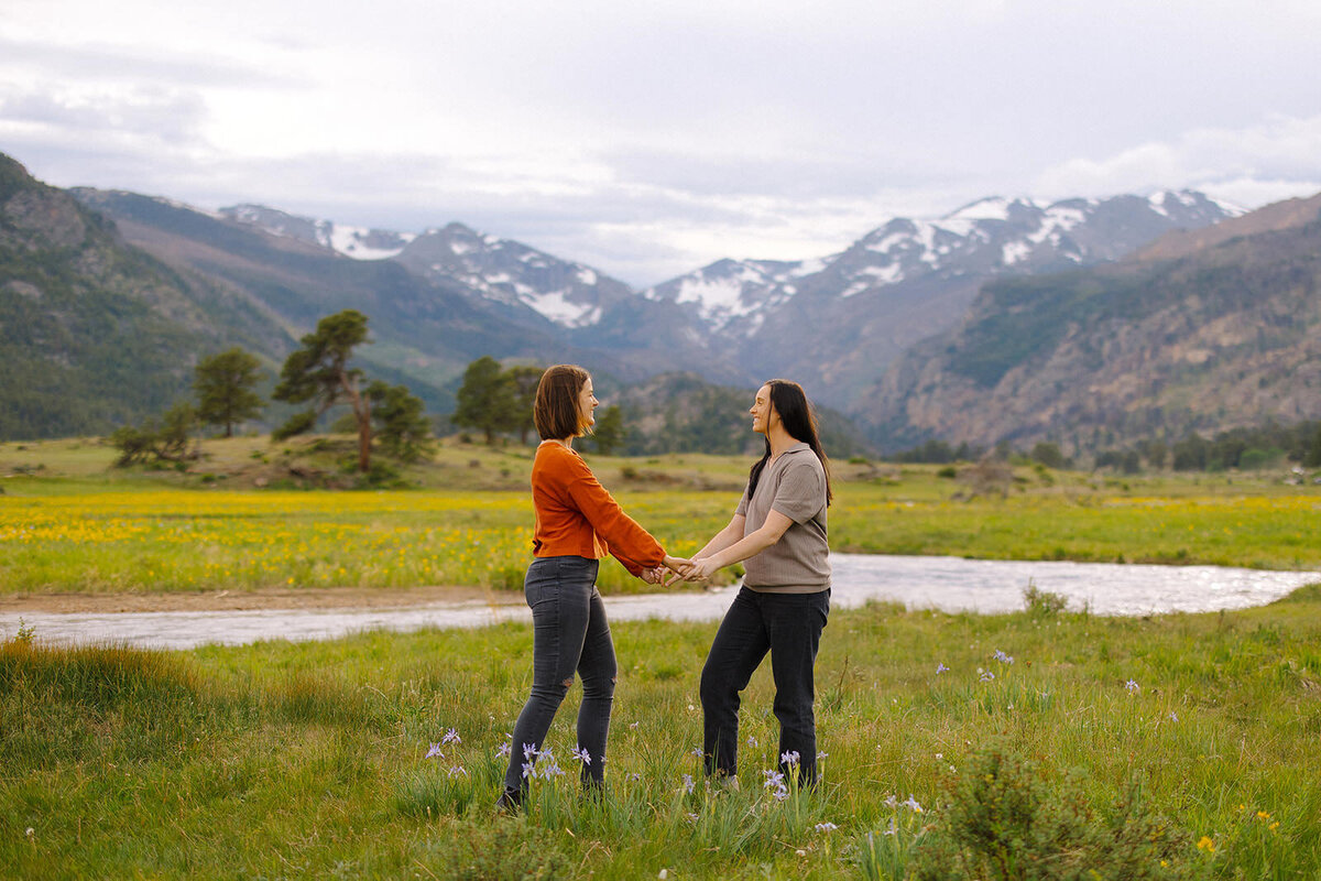 Fort Collins Photographer Wedding Engagement Maternity Senior Photo Locations Elopement Estes Park Rocky Mountain National Park 6