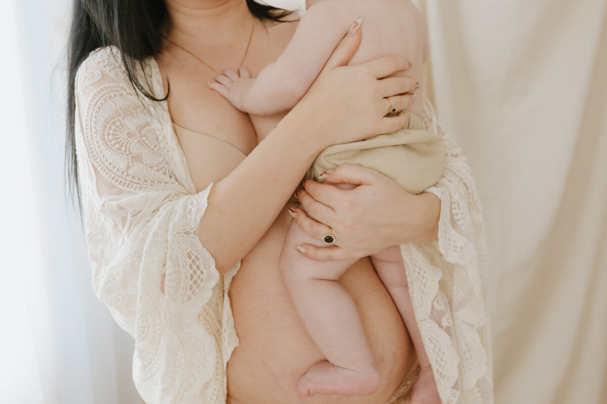 Intimate motherhood - Pictures by Jess - Sint-Niklaas