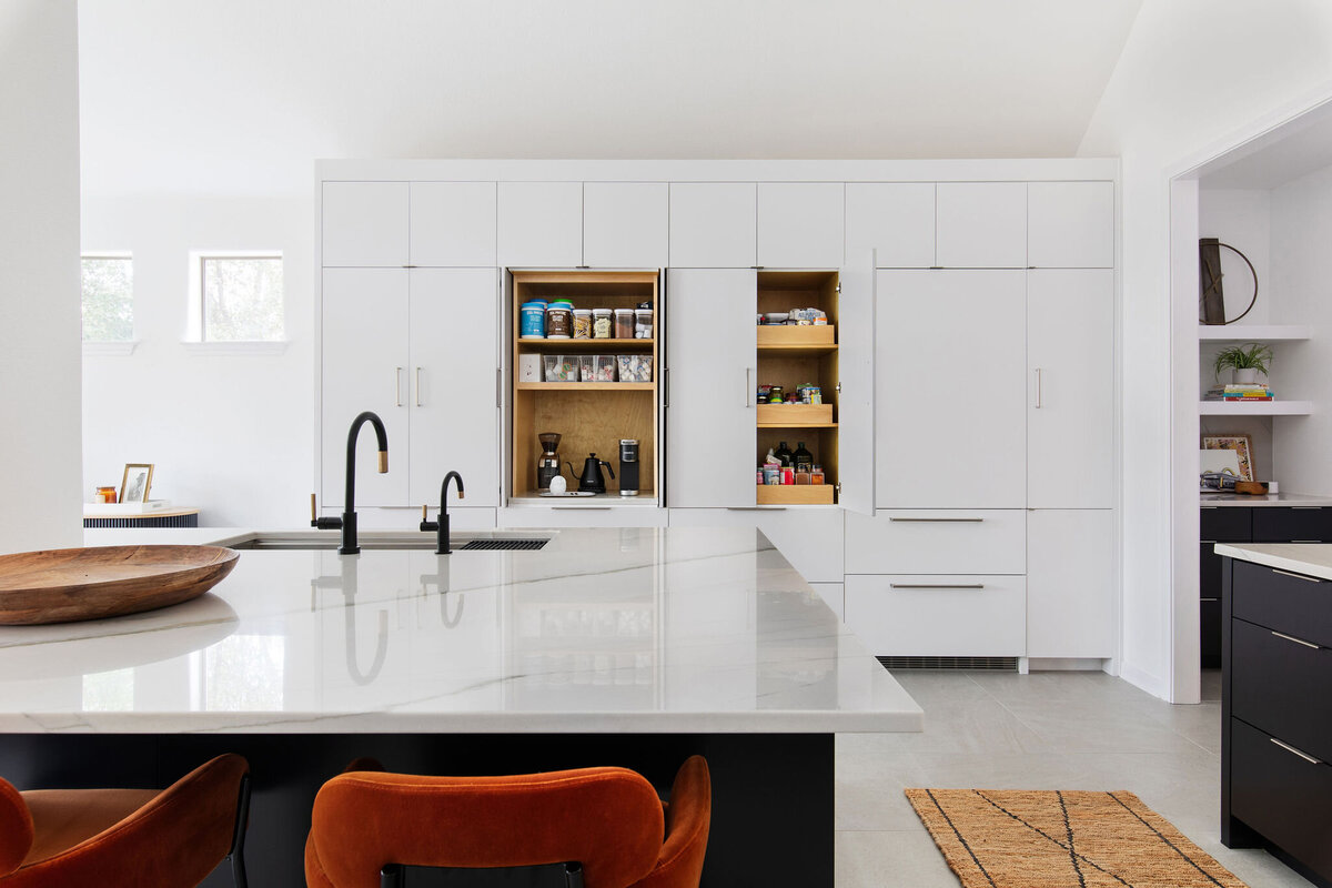 Hello Home Sleek Contemporary Black and White kitchen marble and brass designer lighting 10