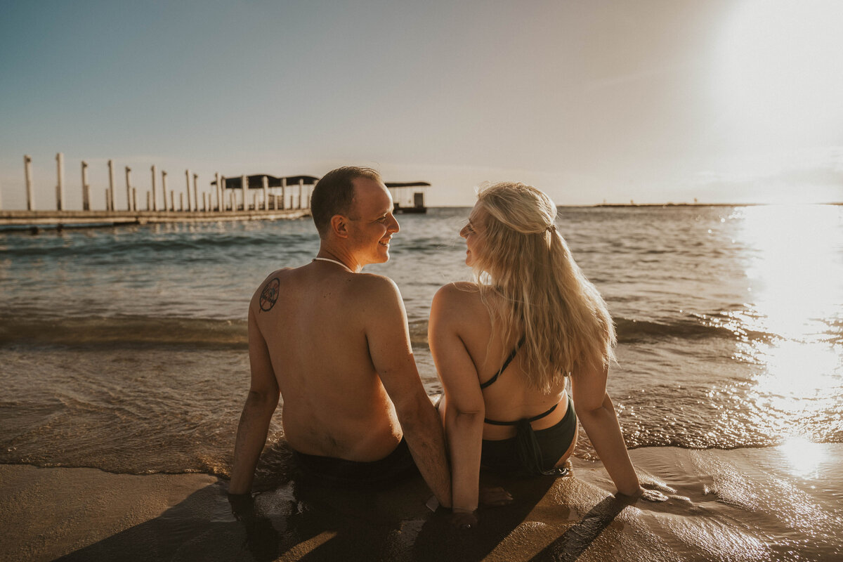 Kayla-Brandon-Hawaii-Oahu-Free-Couples-Session-90