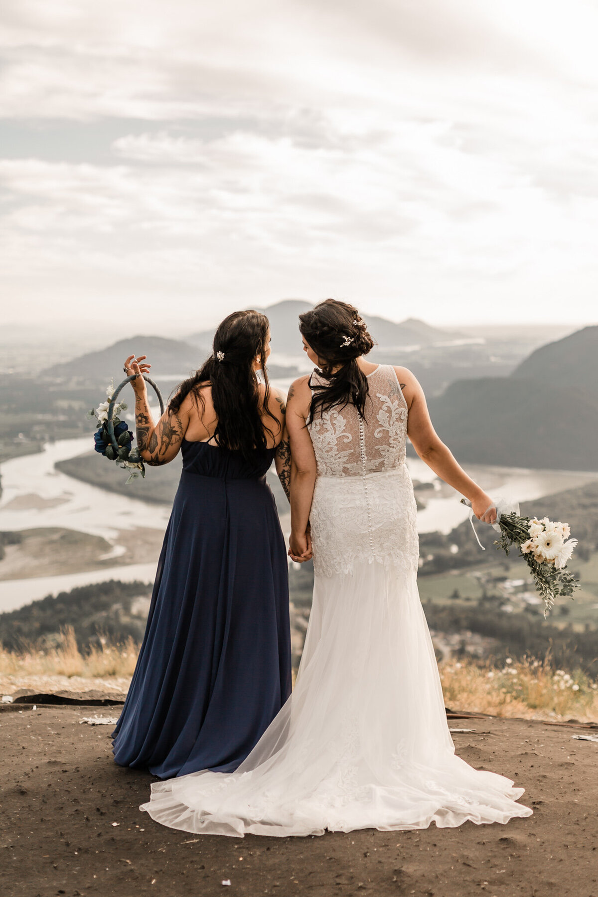mt woodside mountain elopement bridal party photos