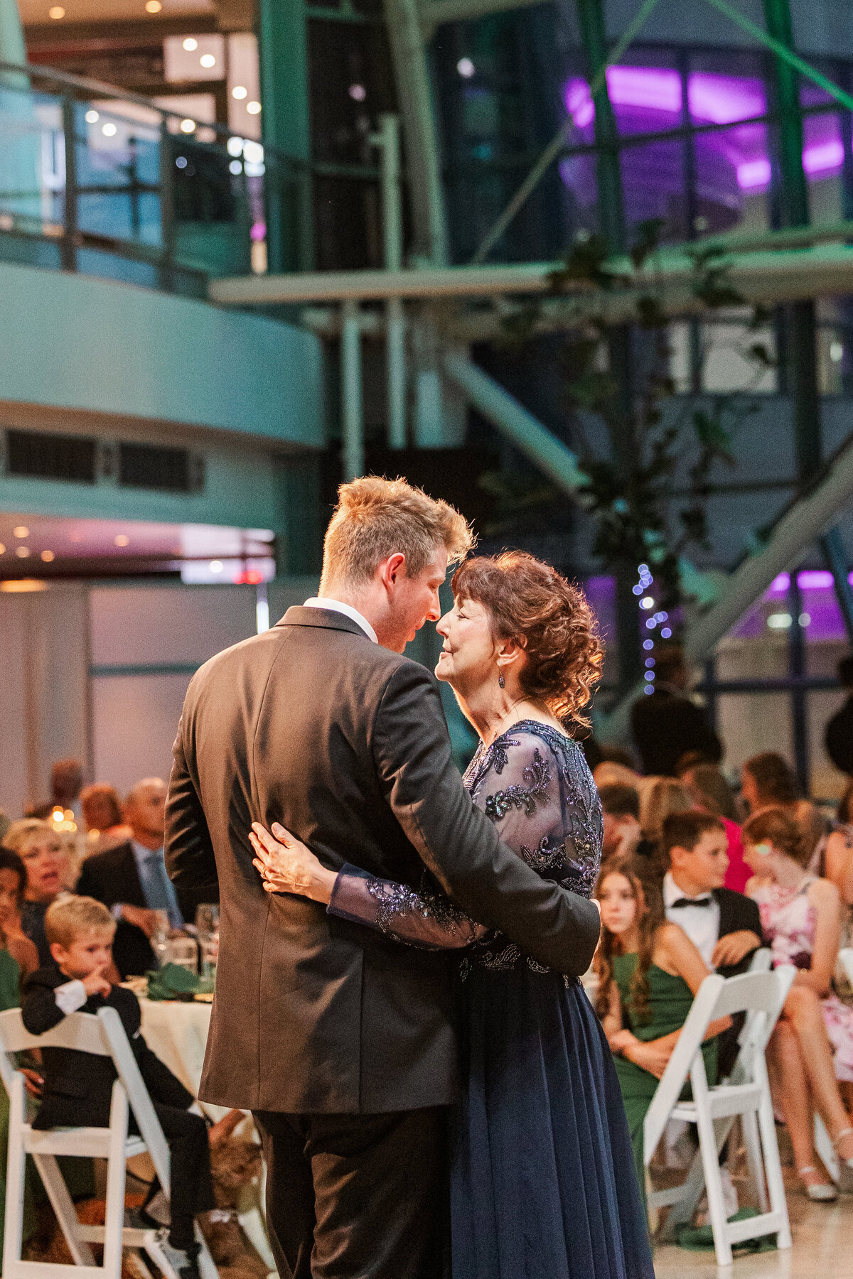 Alexis Fox Photography + Summer + Wedding + Indianapolis Arts Garden (57 of 58)